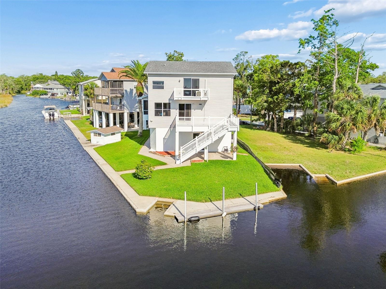 5247 TROPICAL PT, WEEKI WACHEE, FL — photo 7