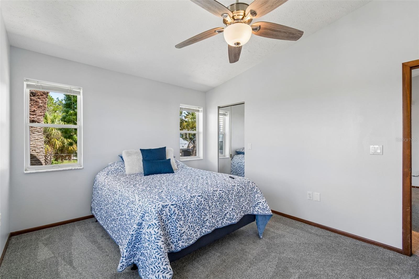 5247 TROPICAL PT, WEEKI WACHEE, FL — photo 38