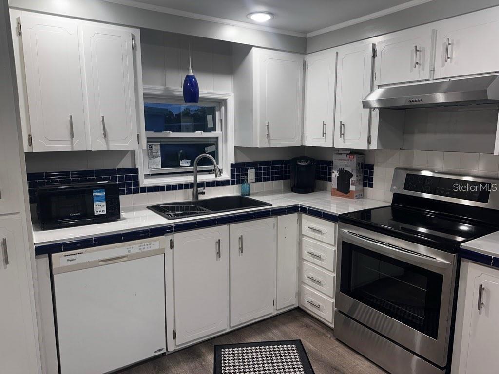 530 SUN UP ST, NORTH FORT MYERS, FL — photo 3
