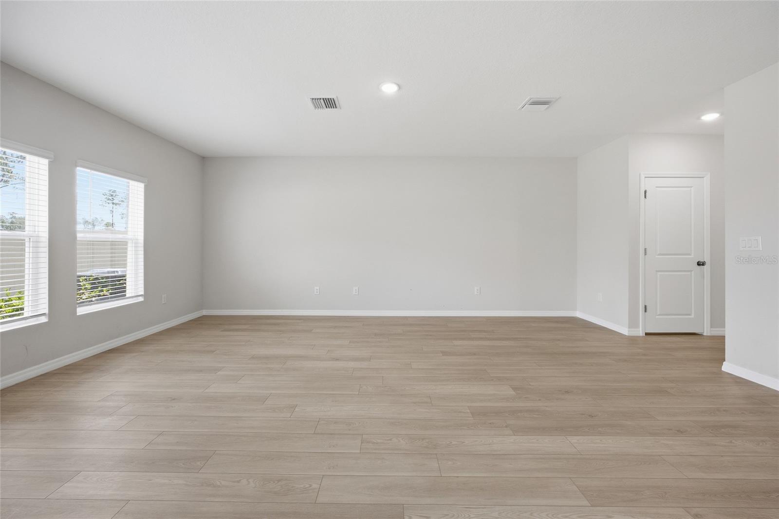 37114 SAGEMOOR DR, ZEPHYRHILLS, FL — photo 14