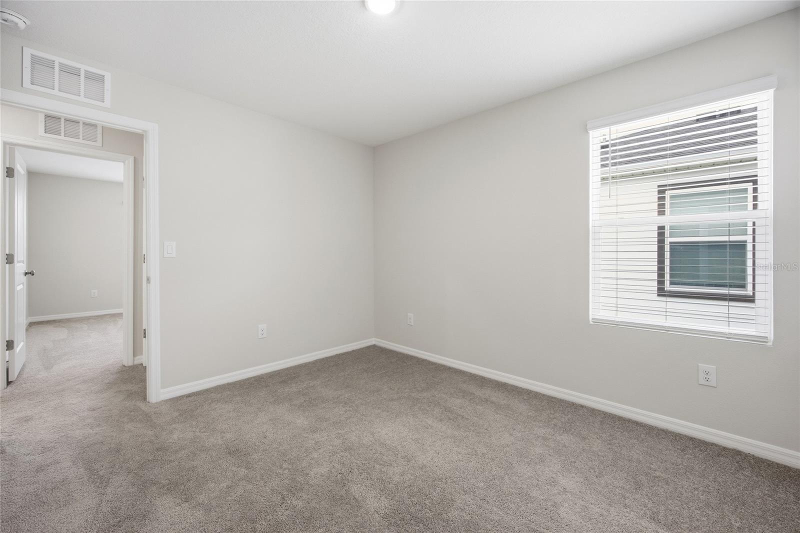 37114 SAGEMOOR DR, ZEPHYRHILLS, FL — photo 32