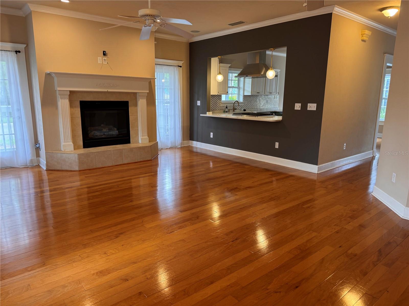 5020 NW 10TH PL, GAINESVILLE, FL — photo 2