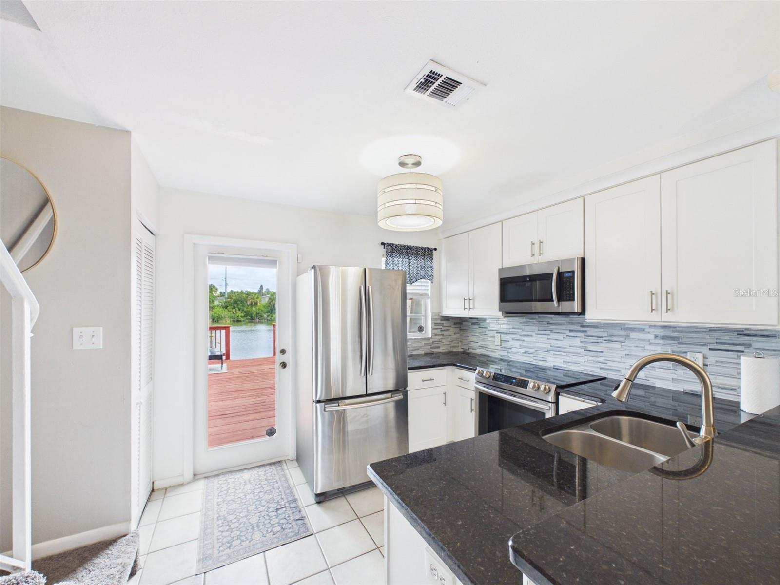 3357 W WYOMING CIR #3-5, TAMPA, FL — photo 4