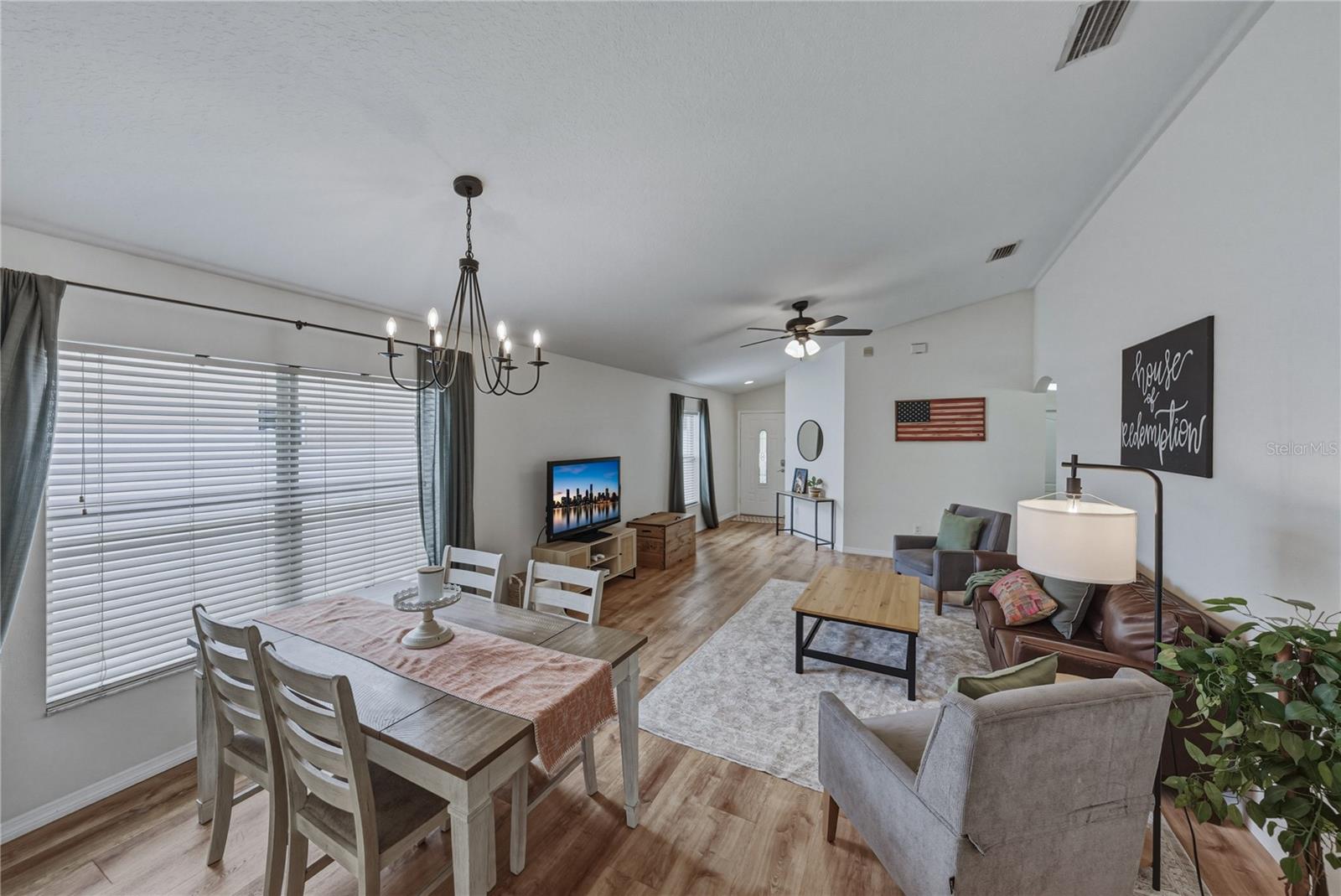 8160 CANTERBURY LAKE BLVD, TAMPA, FL — photo 13