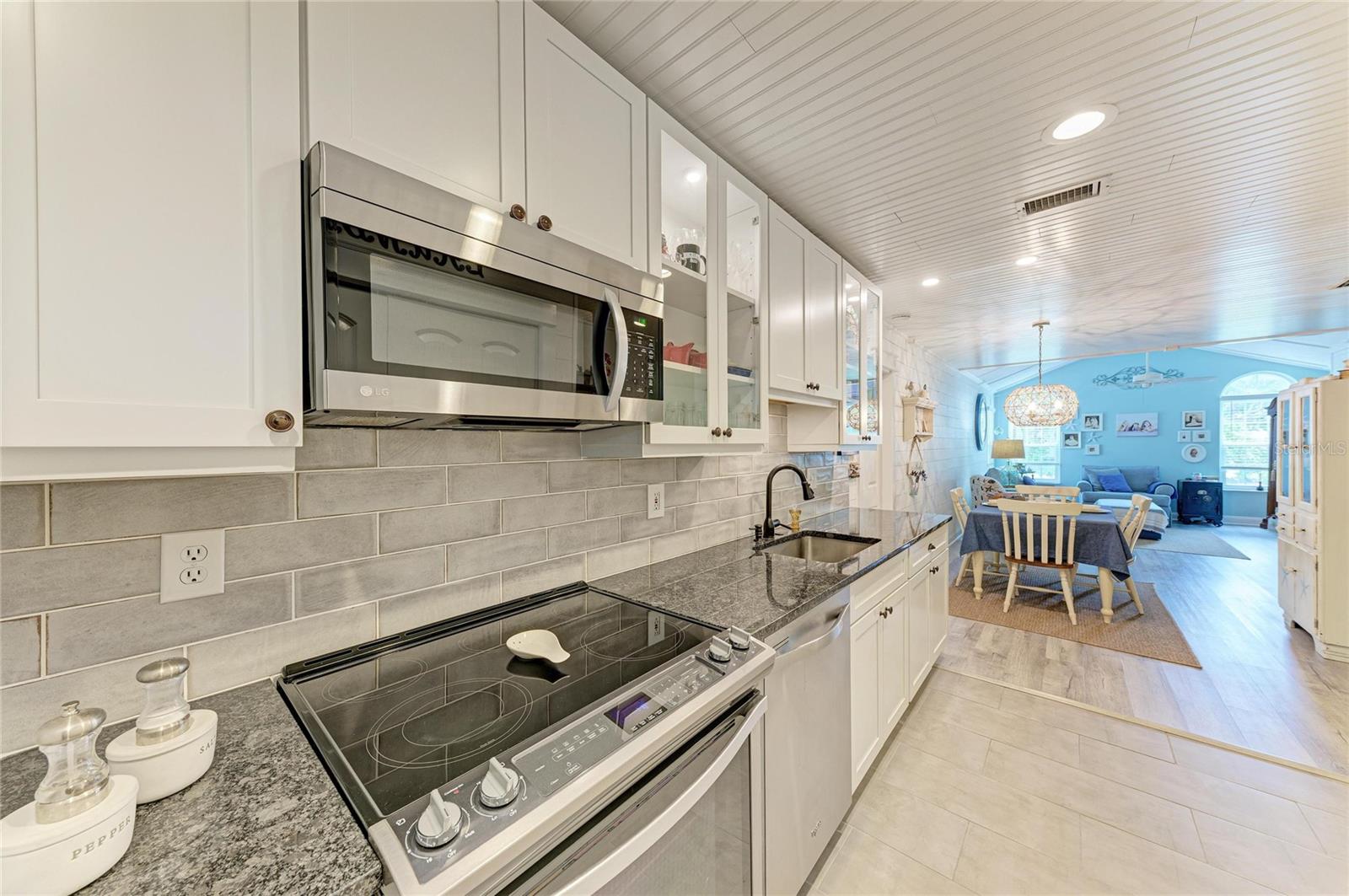 4512 CITATION LN #D, SARASOTA, FL — photo 10