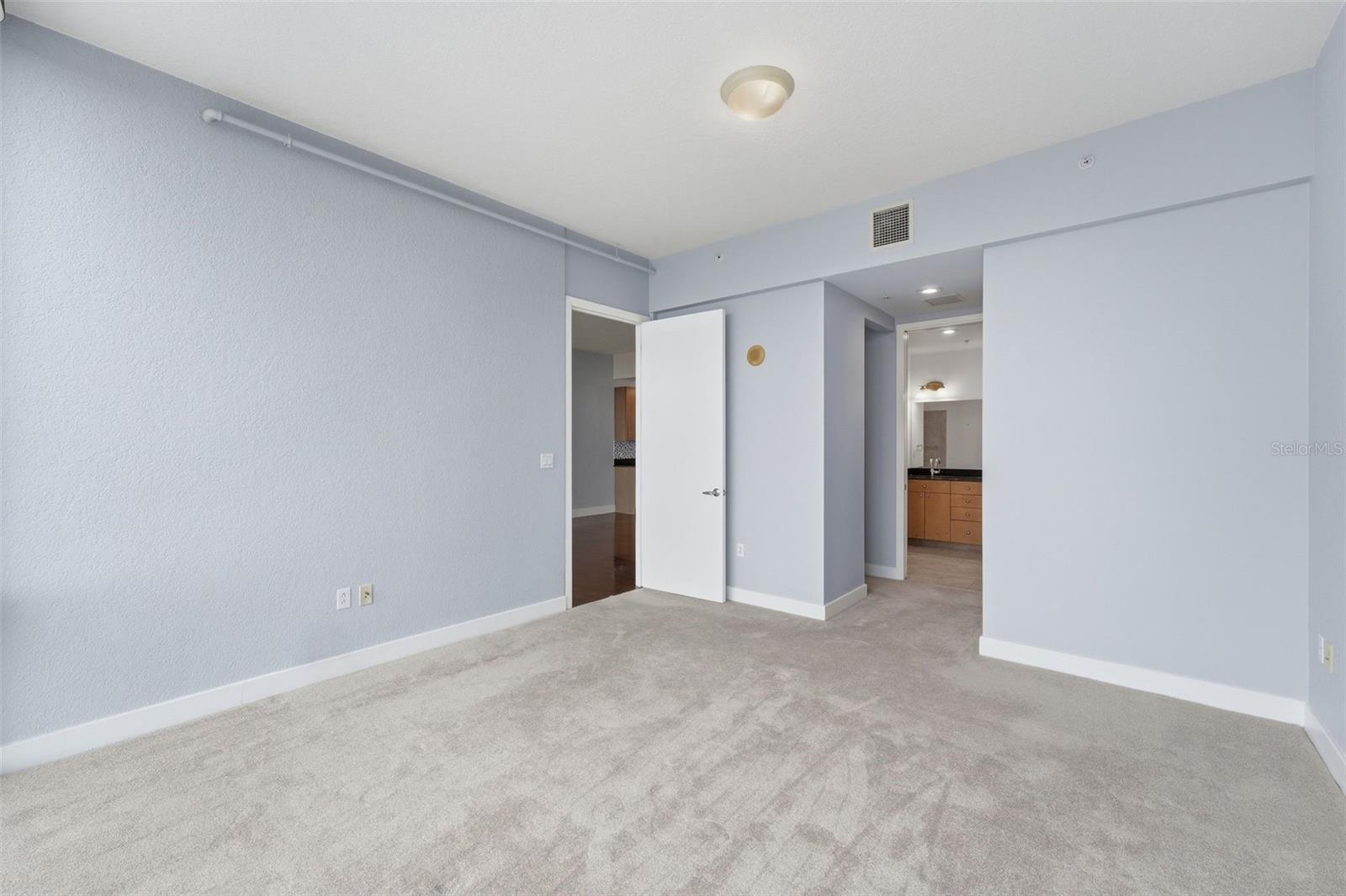 150 E ROBINSON ST #3409, ORLANDO, FL — photo 20