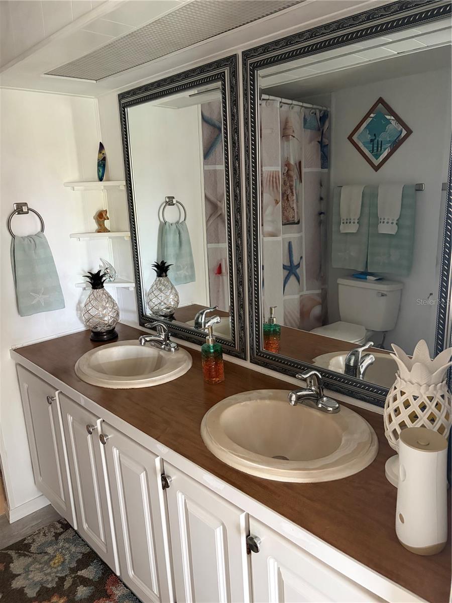 723 ROMA RD, VENICE, FL — photo 17
