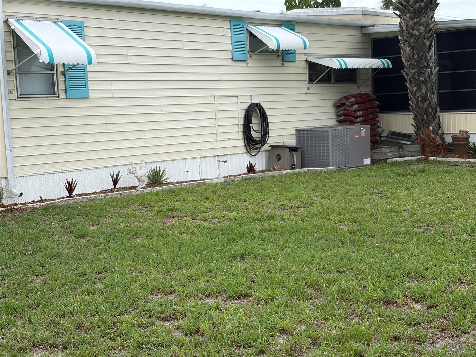 723 ROMA RD, VENICE, FL — photo 23