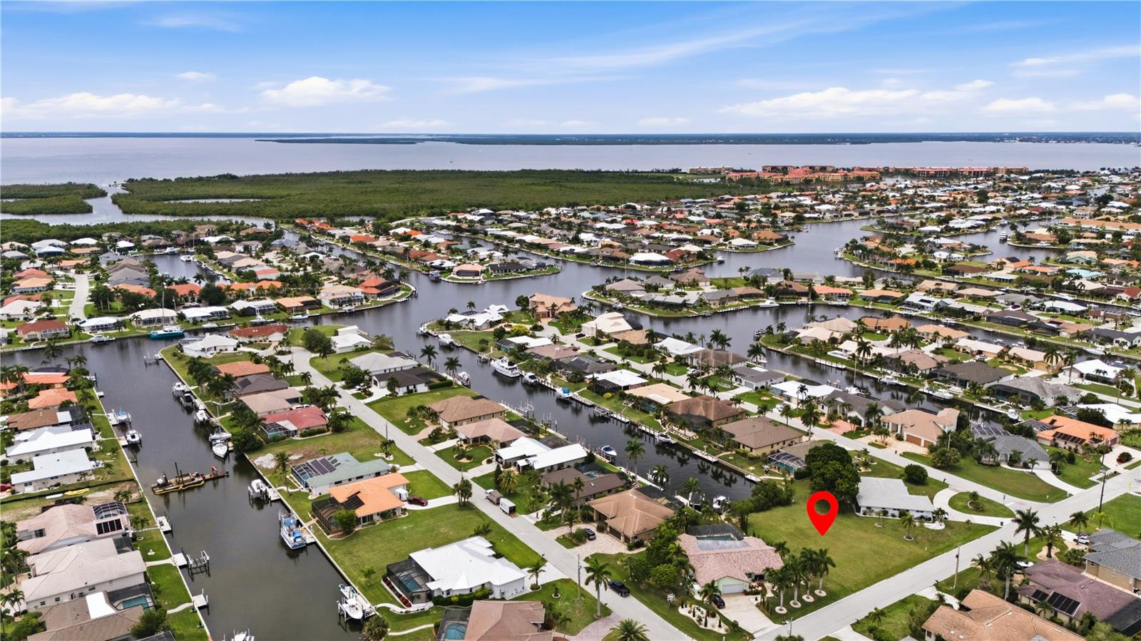 1121 CORONADO DR, PUNTA GORDA, FL — photo 2