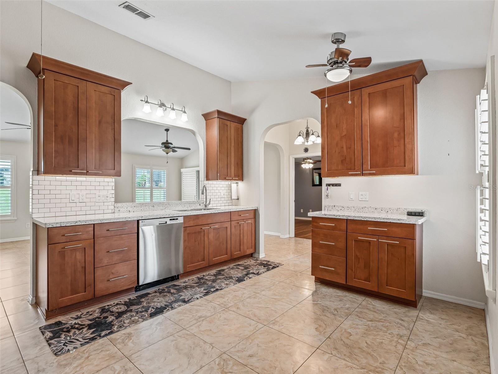12115 SE 176TH LOOP, SUMMERFIELD, FL — photo 13
