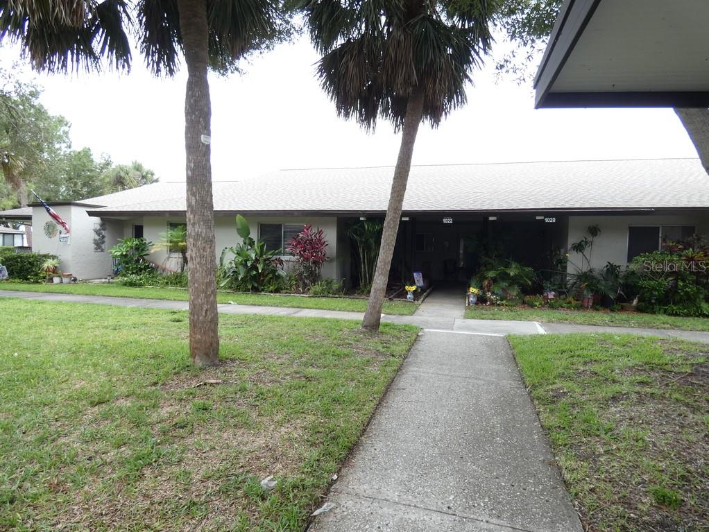 1024 10TH CIR SE, LARGO, FL
