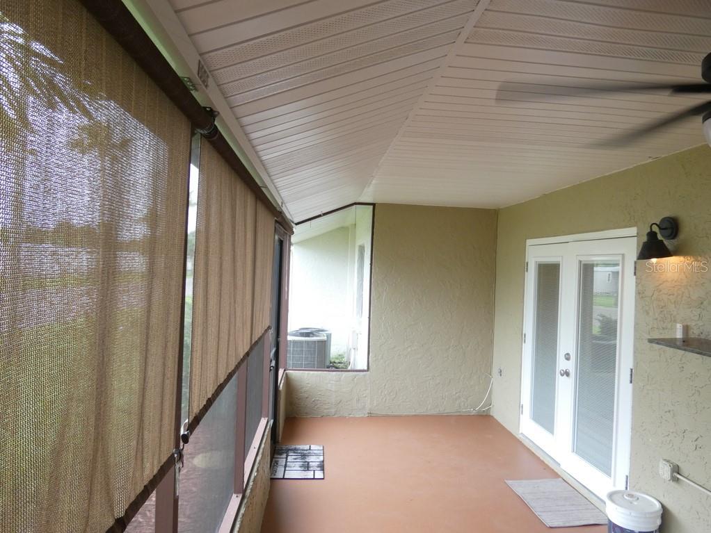 1024 10TH CIR SE, LARGO, FL — photo 13