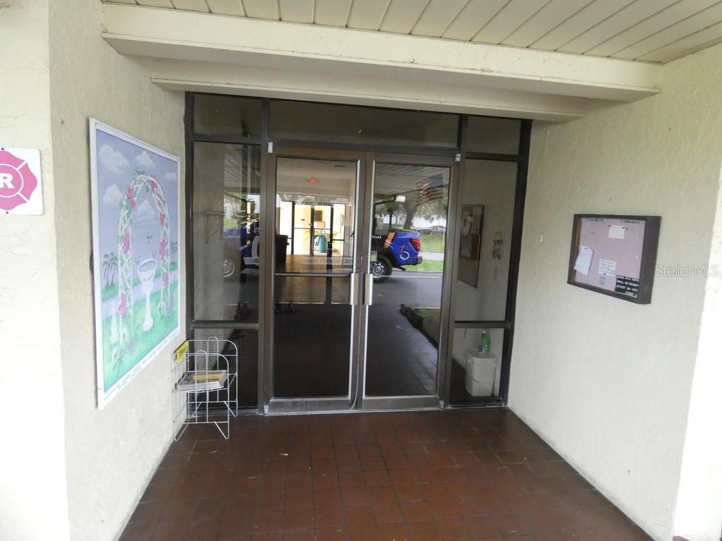 1024 10TH CIR SE, LARGO, FL — photo 23