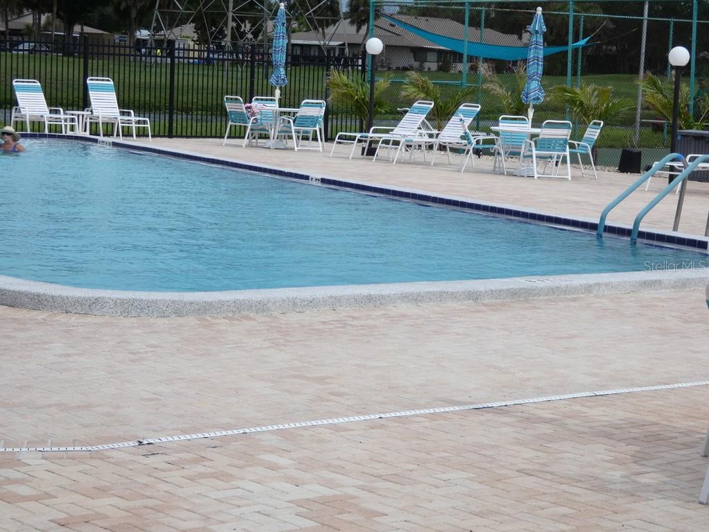 1024 10TH CIR SE, LARGO, FL — photo 30