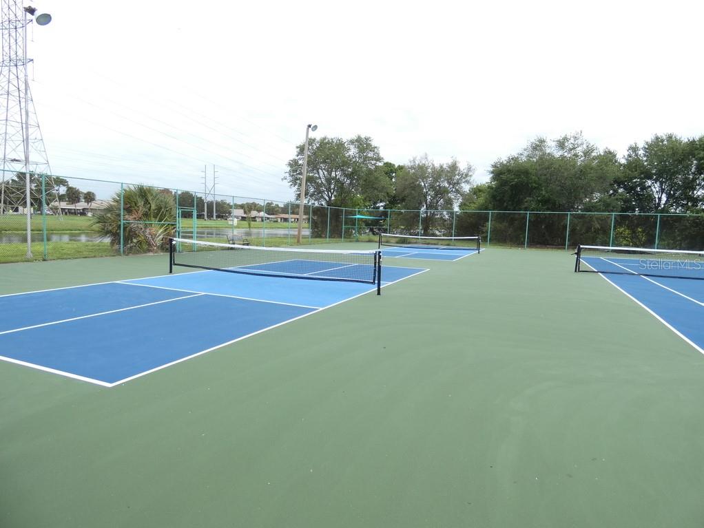 1024 10TH CIR SE, LARGO, FL — photo 31