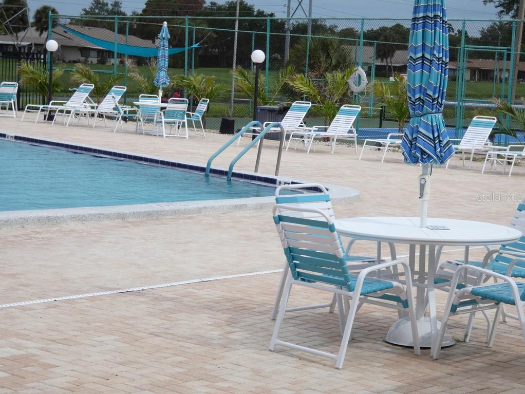 1024 10TH CIR SE, LARGO, FL — photo 32
