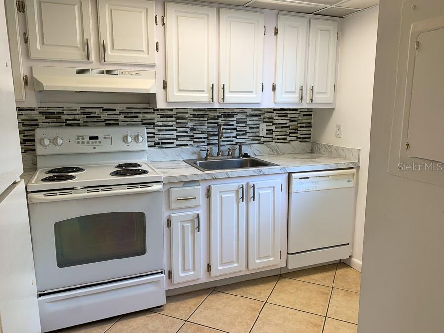 605 SW 75TH ST #210, GAINESVILLE, FL — photo 2