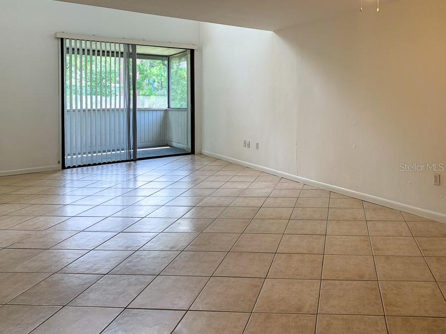 605 SW 75TH ST #210, GAINESVILLE, FL — photo 3