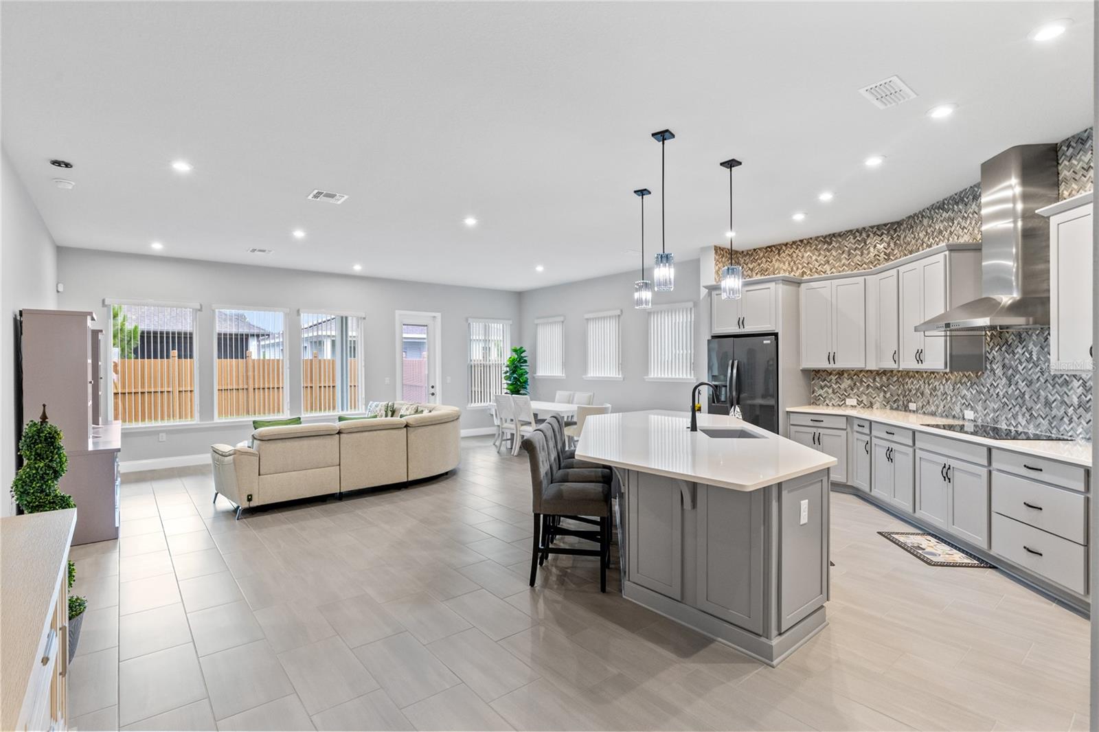 6526 CIRCLE ROCK WAY, ST CLOUD, FL — photo 8