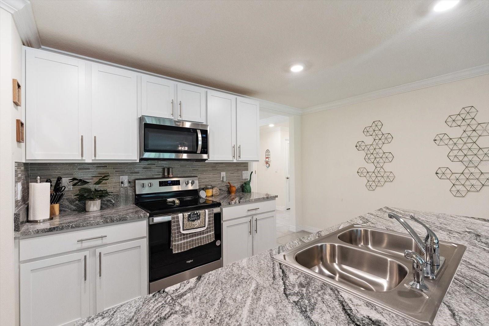 5223 BYRONIC CT, BROOKSVILLE, FL — photo 17