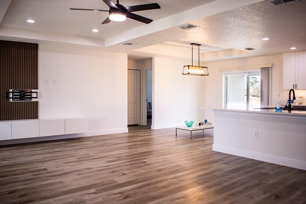 5104 KIRKWOOD AVE, SPRING HILL, FL — photo 4