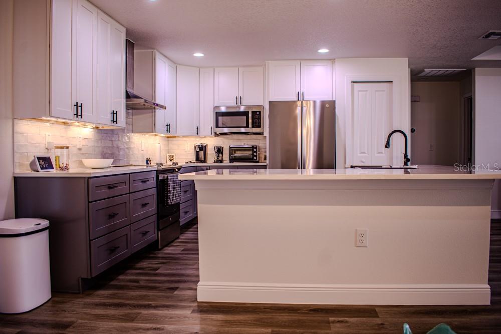 5104 KIRKWOOD AVE, SPRING HILL, FL — photo 8