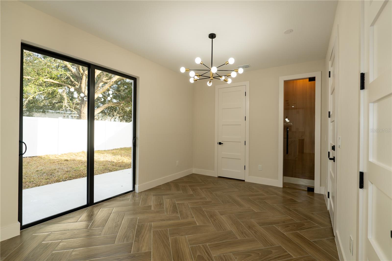 12905 WORCHESTER AVE, TAMPA, FL — photo 11