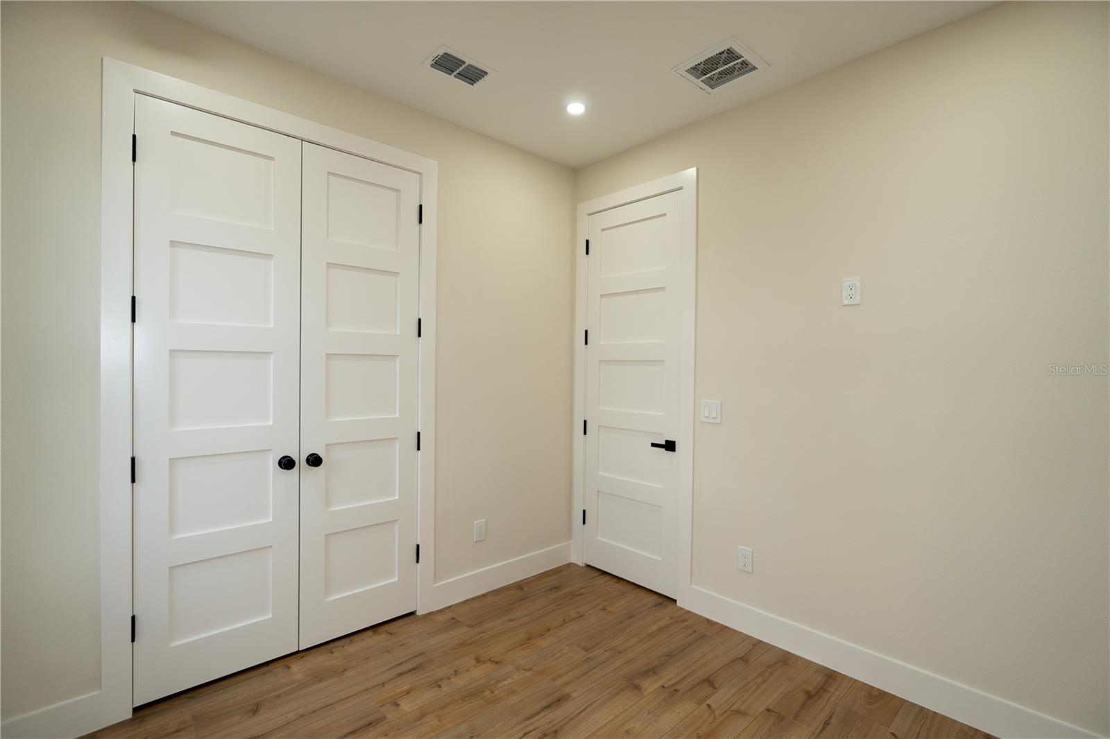12905 WORCHESTER AVE, TAMPA, FL — photo 29
