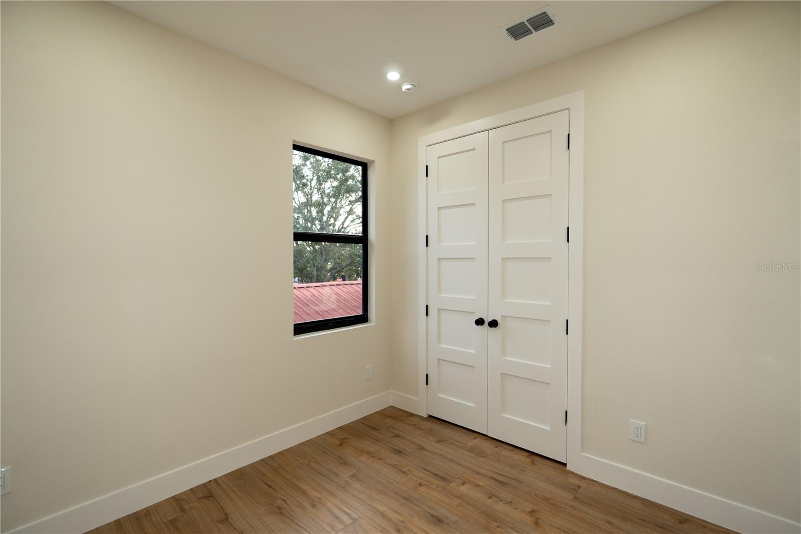 12905 WORCHESTER AVE, TAMPA, FL — photo 30