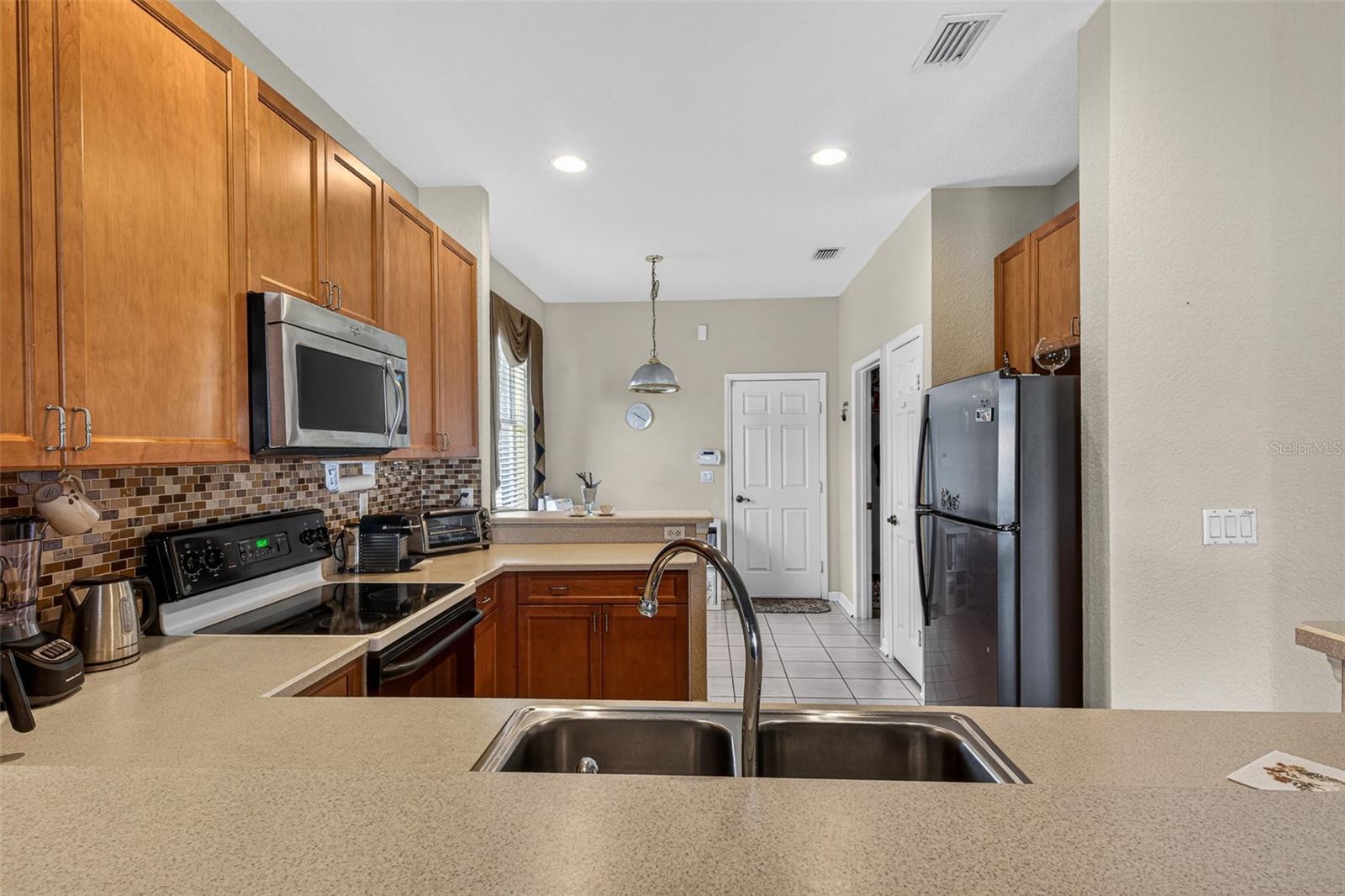 2922 WILLOW CREEK LN, KISSIMMEE, FL — photo 20