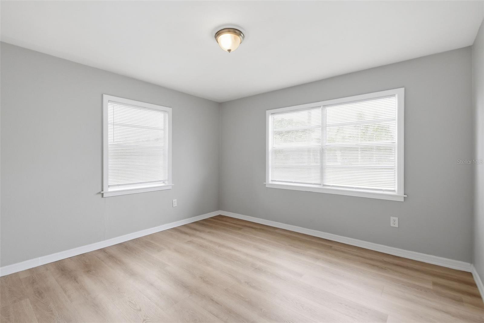 2817 HAWTHORNE ST, SARASOTA, FL — photo 27
