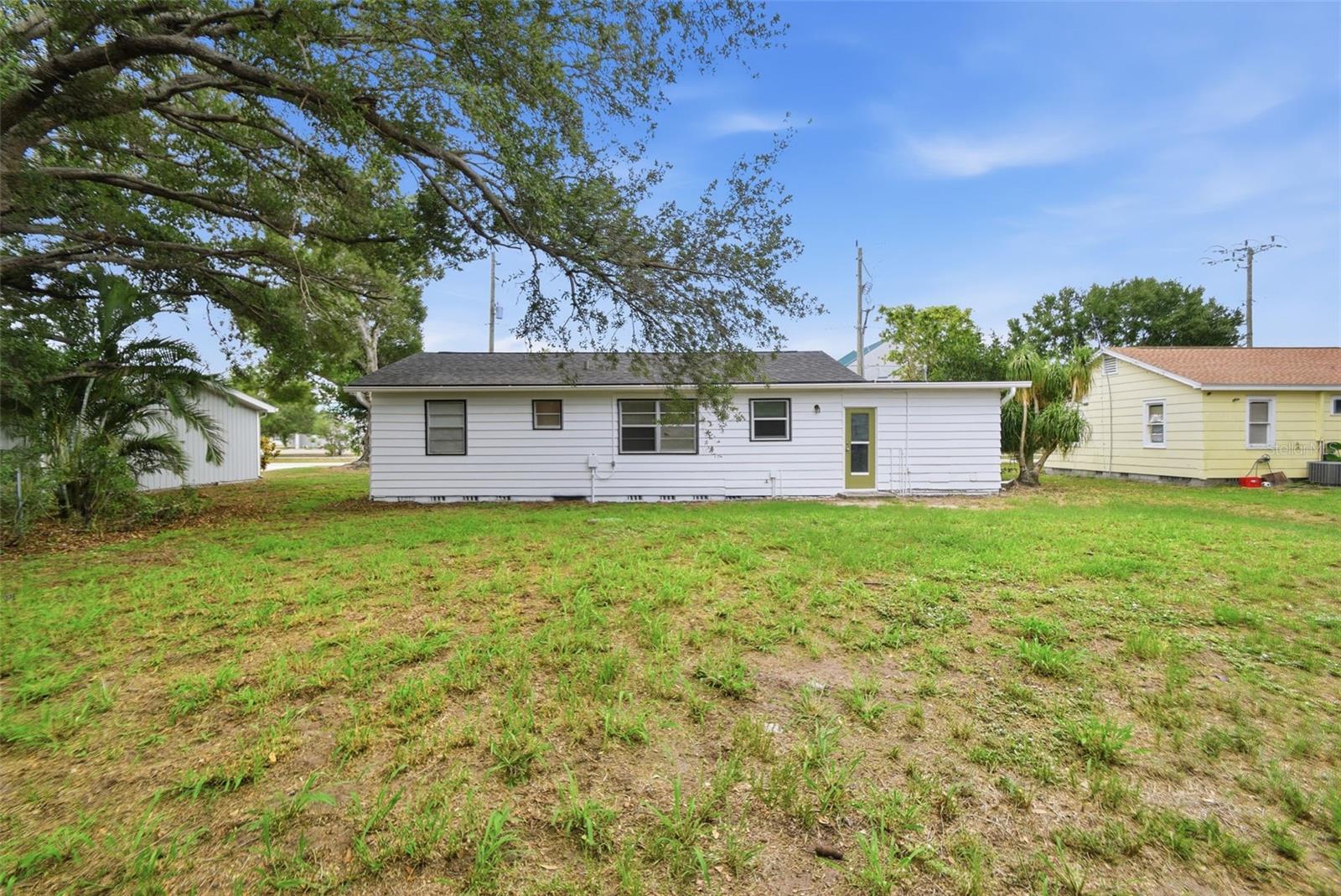 2817 HAWTHORNE ST, SARASOTA, FL — photo 46