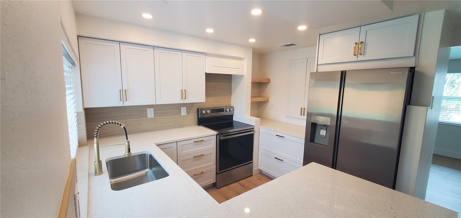 3611 SHERYL HILL DR, HOLIDAY, FL — photo 5