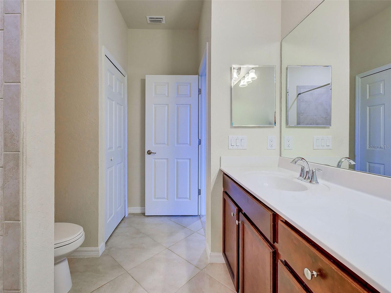 20217 LAGENTE CIR, VENICE, FL — photo 45