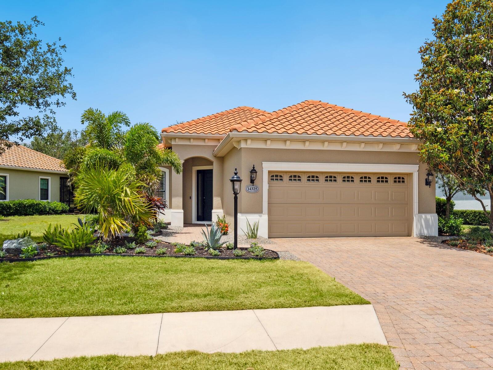 14325 STIRLING DR, LAKEWOOD RANCH, FL — photo 2