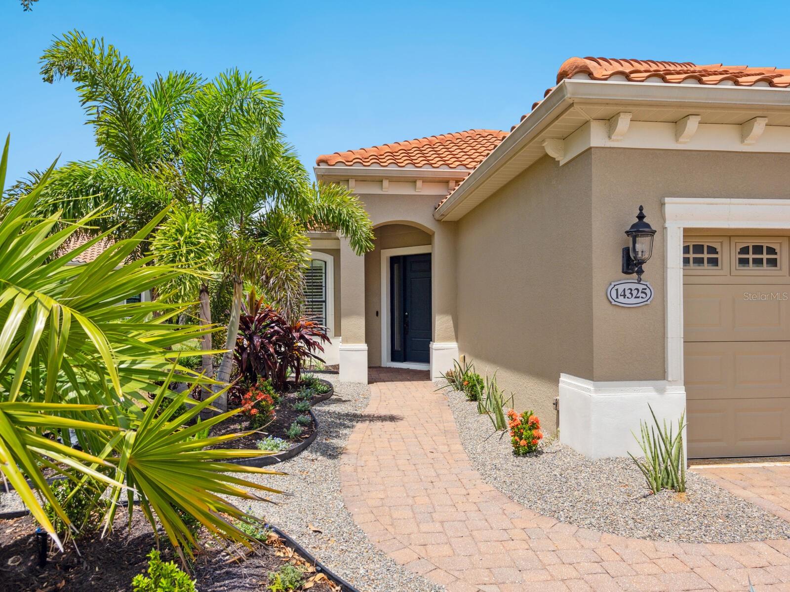 14325 STIRLING DR, LAKEWOOD RANCH, FL — photo 3