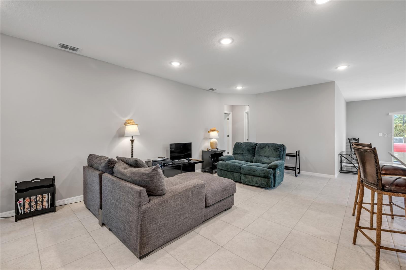 703 VOLCO RD, EDGEWATER, FL — photo 9