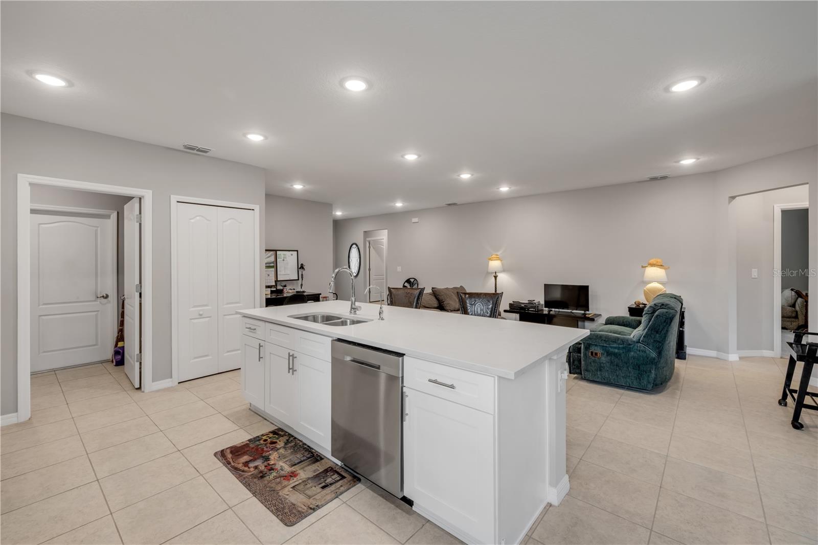 703 VOLCO RD, EDGEWATER, FL — photo 11