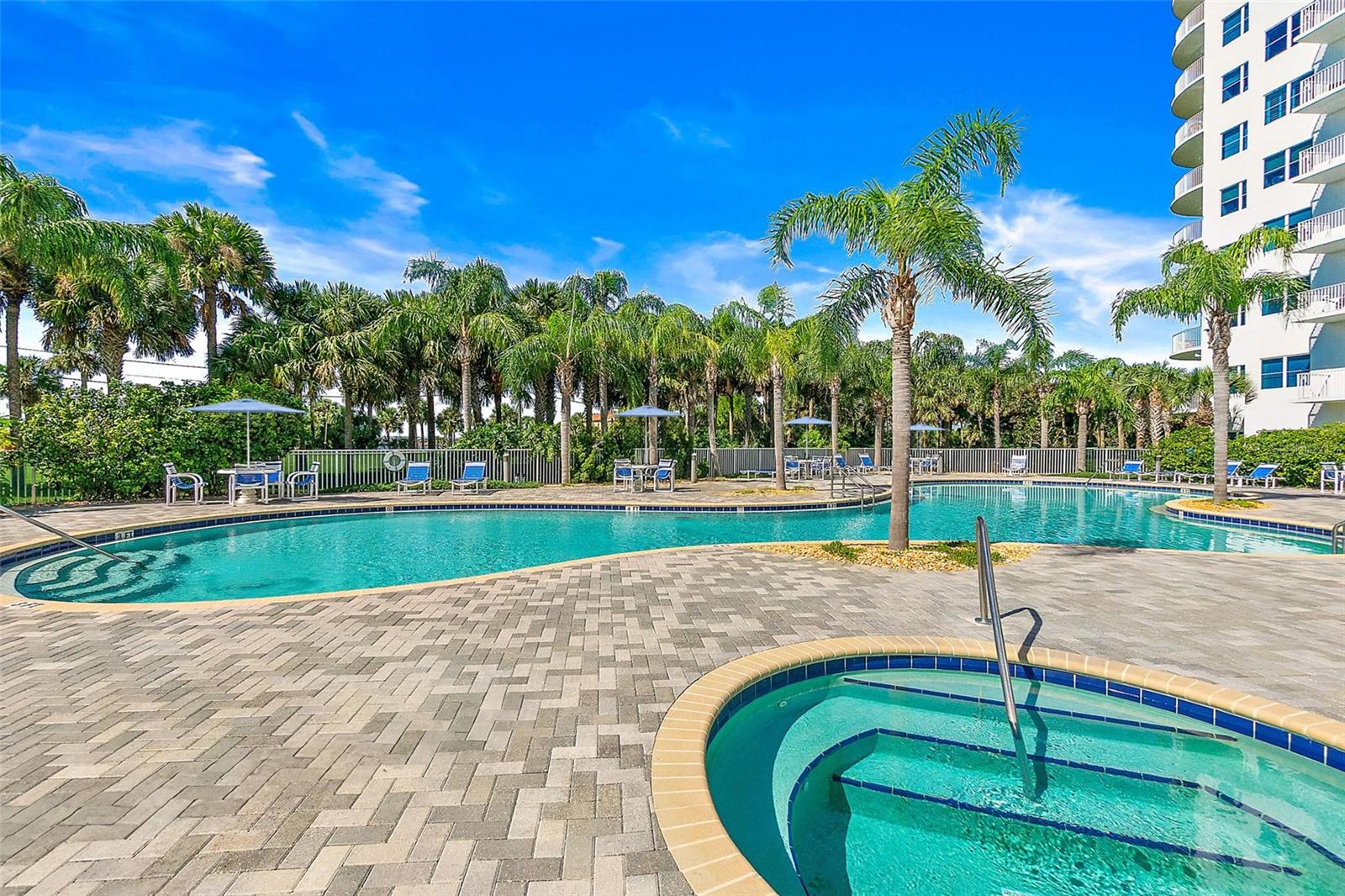 2 OCEANS WEST BLVD #606, DAYTONA BEACH SHORES, FL — photo 41