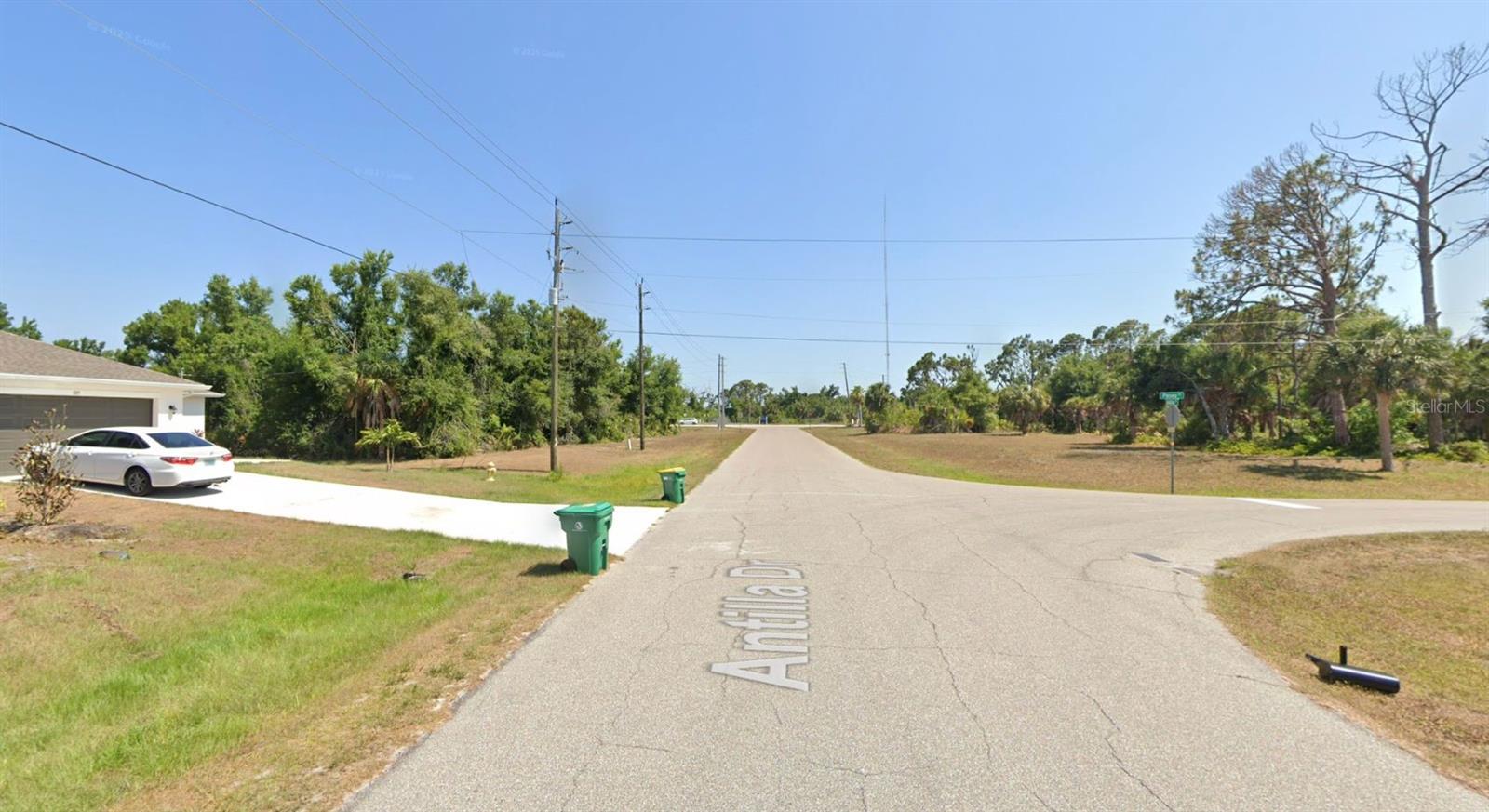 107 ANTILLA DR, ROTONDA WEST, FL — photo 5