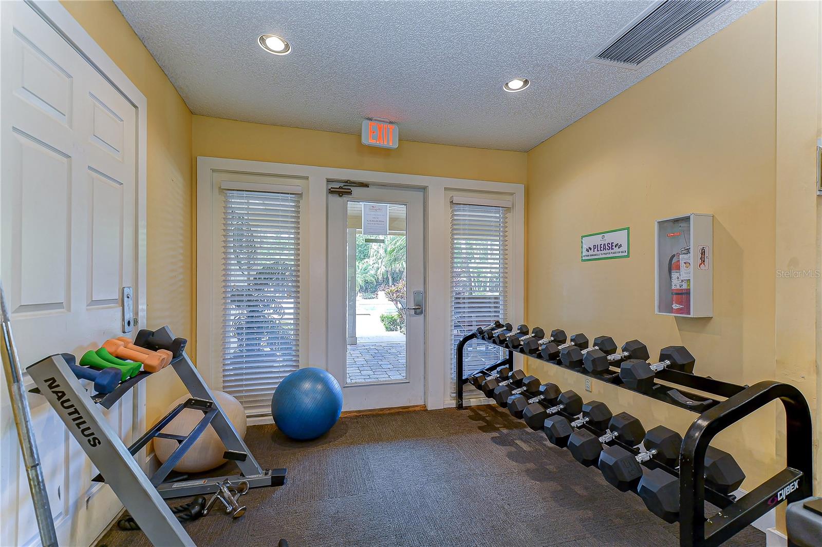 11901 4TH ST N #4206, ST PETERSBURG, FL — photo 36