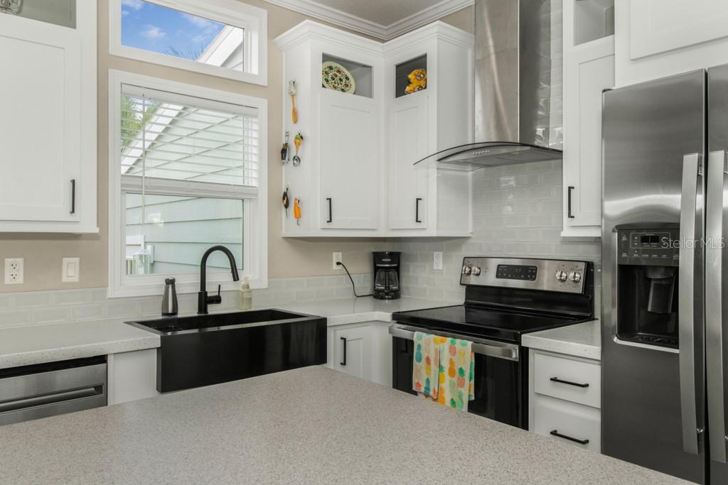 6820 AMANDA VISTA CIR, LAND O LAKES, FL — photo 11
