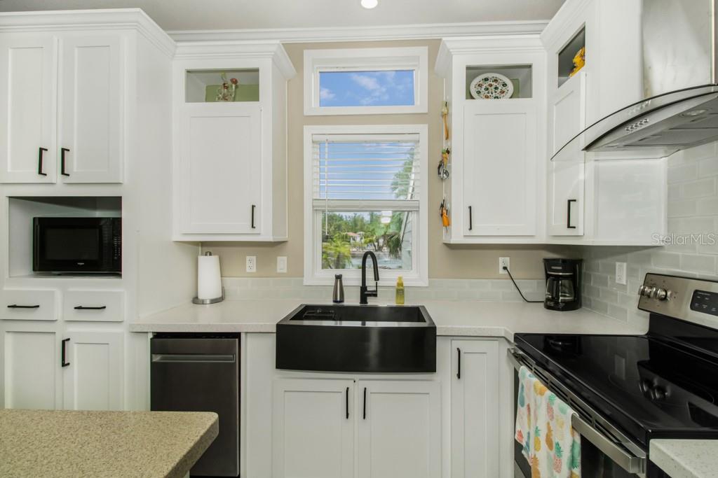 6820 AMANDA VISTA CIR, LAND O LAKES, FL — photo 12