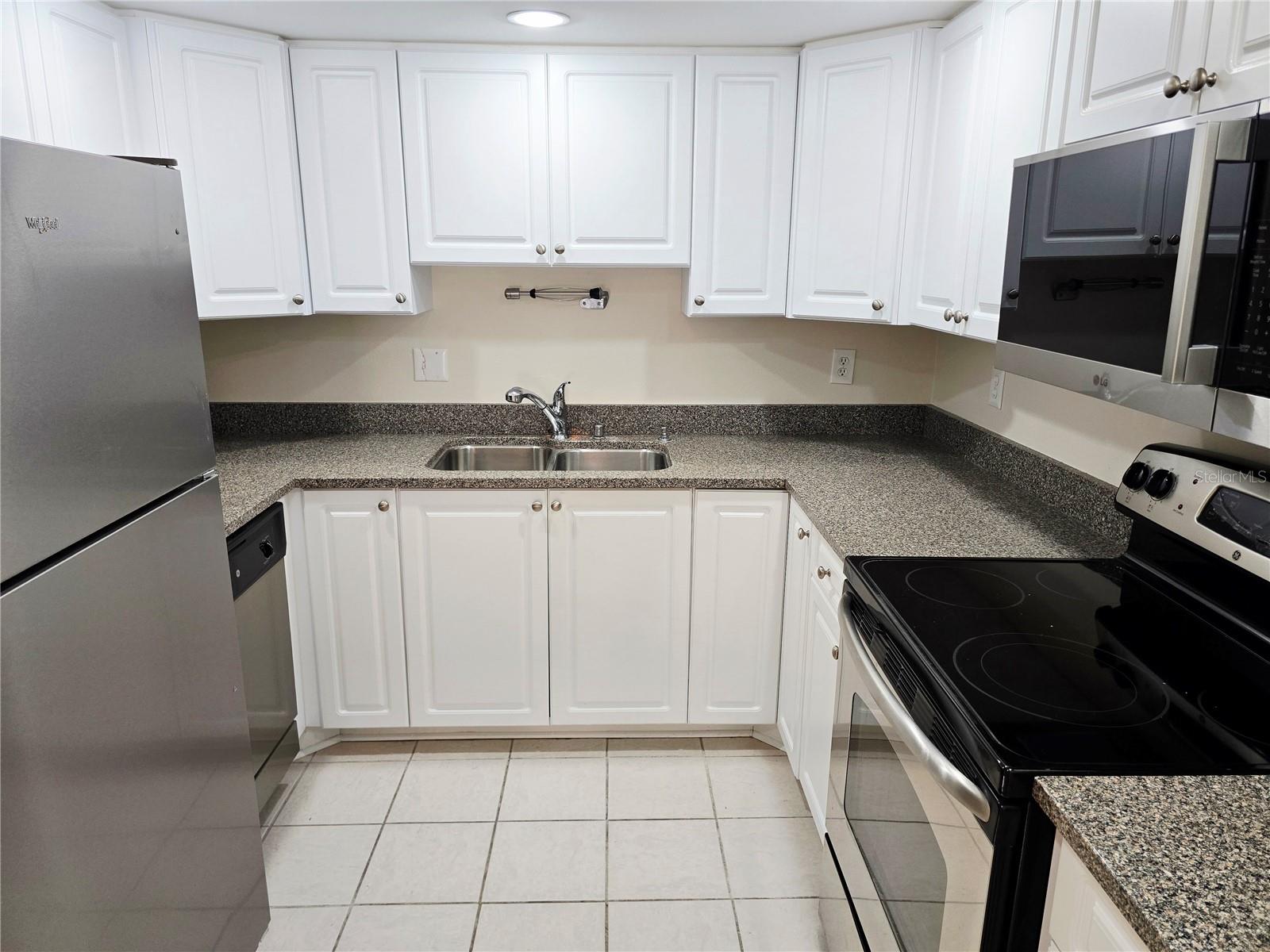 1225 56TH ST W, BRADENTON, FL — photo 11