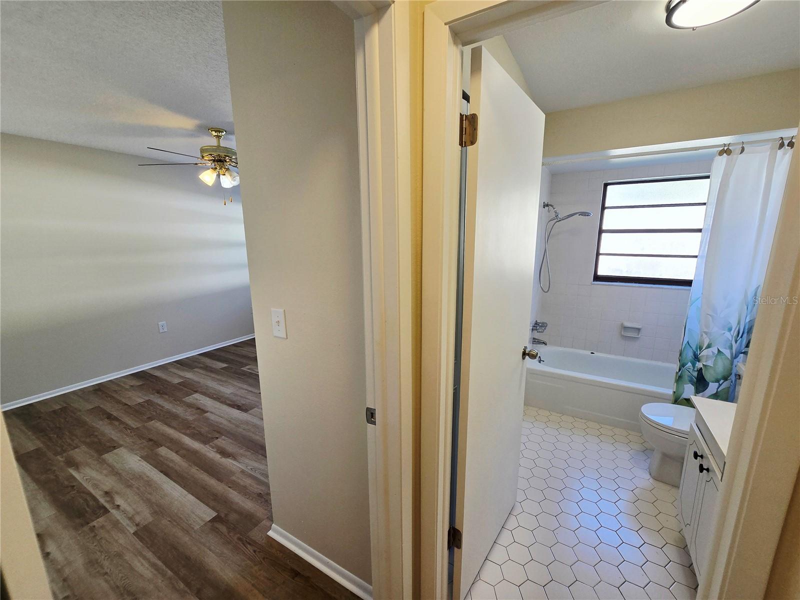 1225 56TH ST W, BRADENTON, FL — photo 19