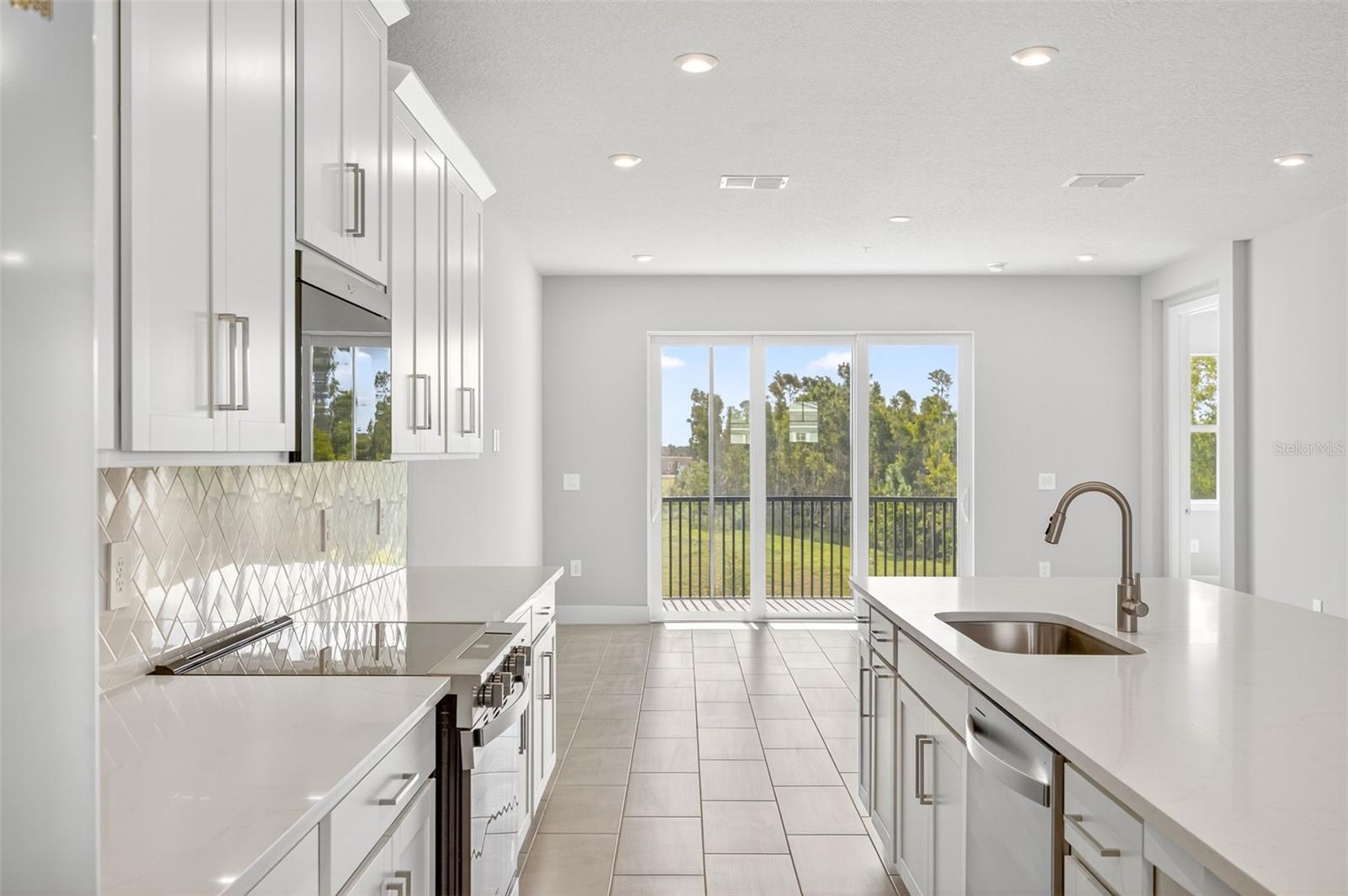 17420 MOONFLOWER DR #202, VENICE, FL — photo 11