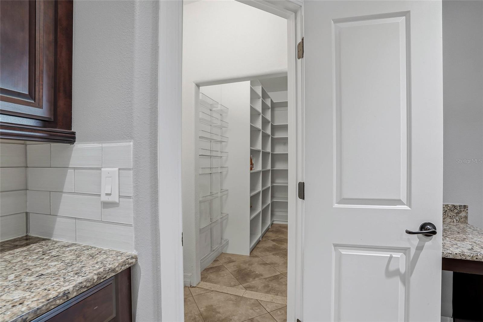 3987 ROUND TABLE CT, LAND O LAKES, FL — photo 12