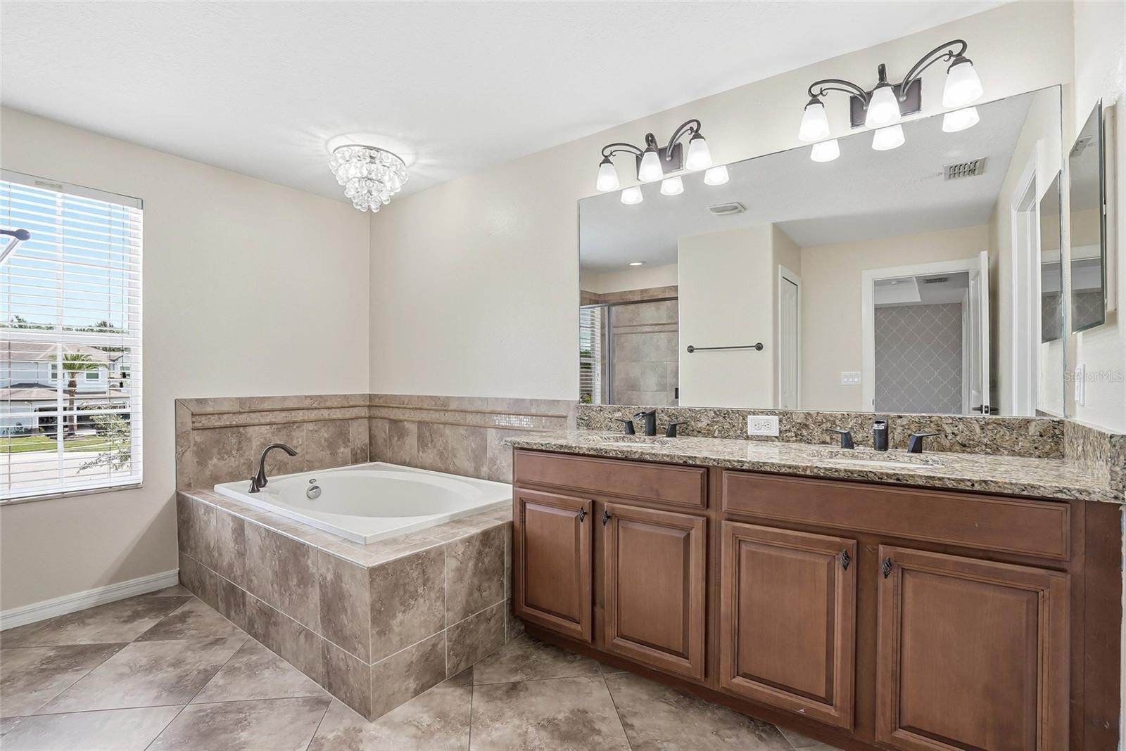 3987 ROUND TABLE CT, LAND O LAKES, FL — photo 29