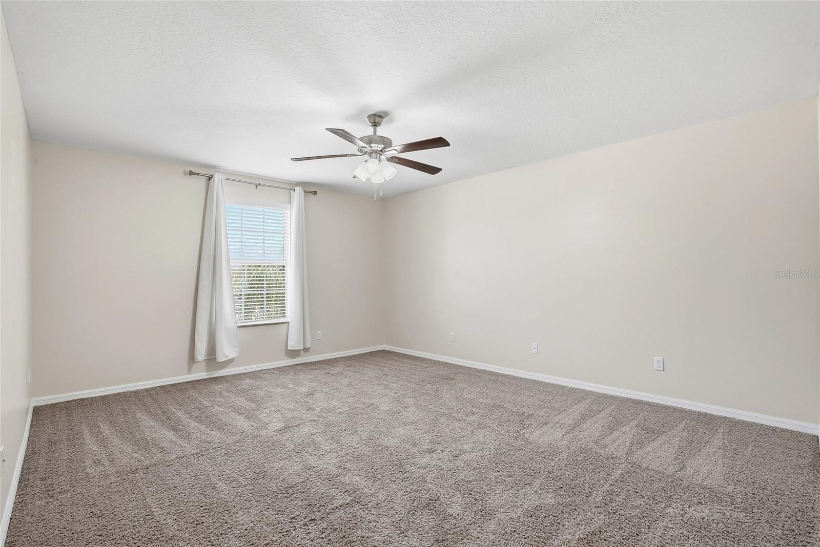 3987 ROUND TABLE CT, LAND O LAKES, FL — photo 36