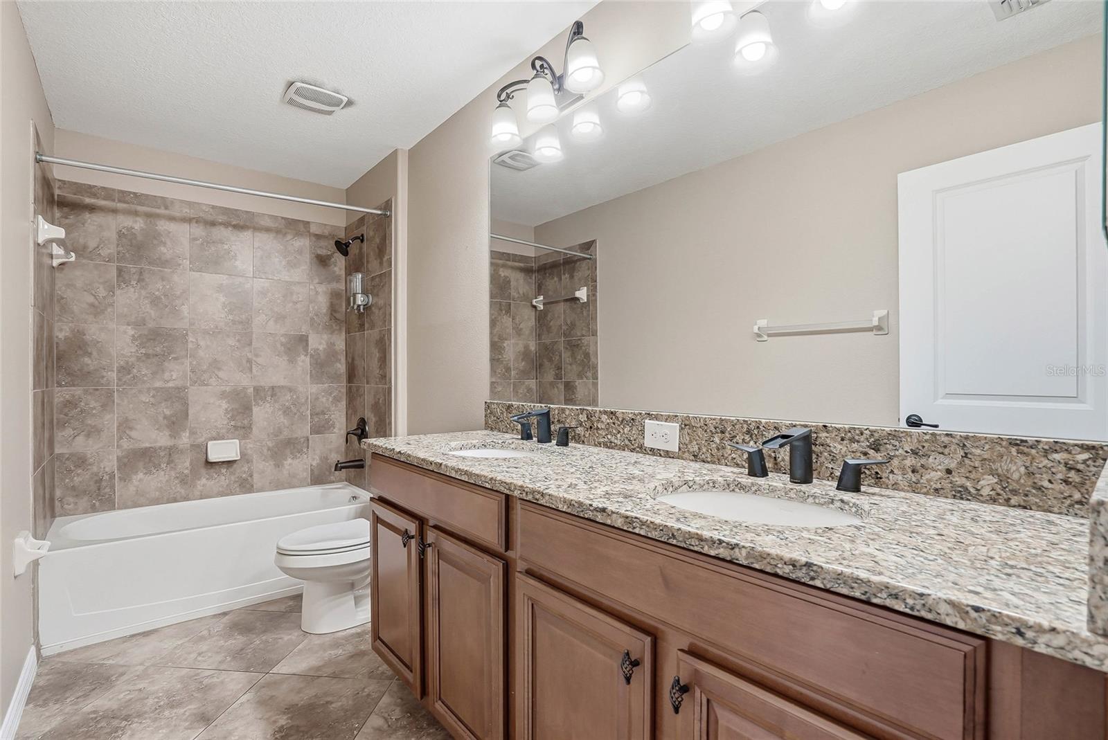 3987 ROUND TABLE CT, LAND O LAKES, FL — photo 37